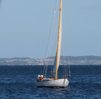 Mit einem Segelboot in Dänemark