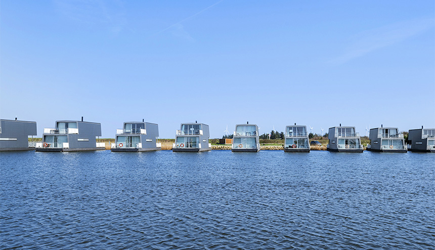  Bild – Hausboote in  Bork Havn