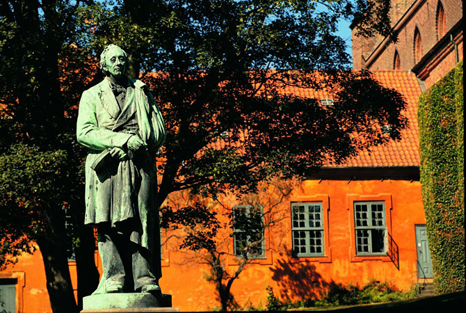 Statue von H. C. Andersen in Odense
